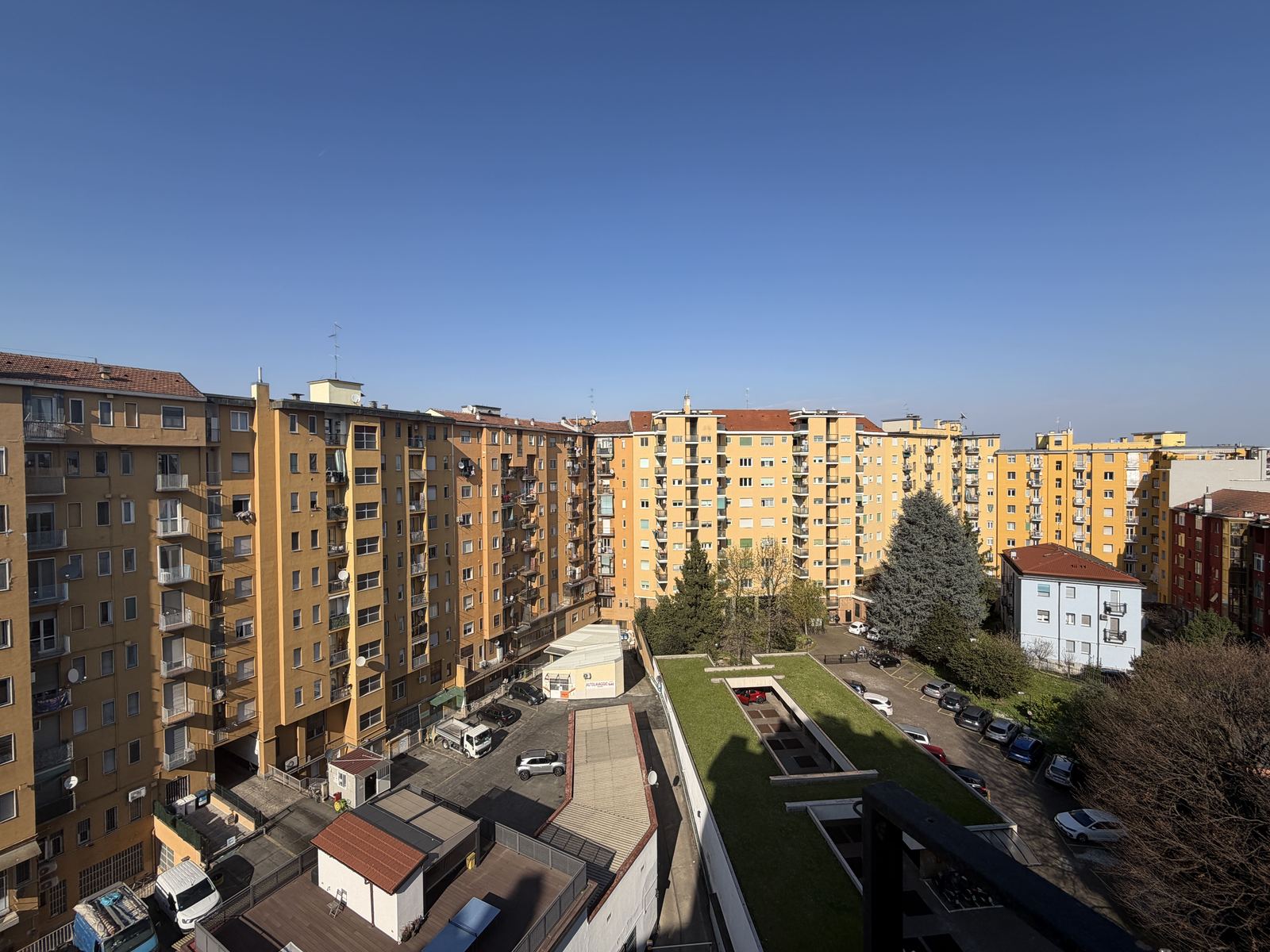Ampia soluzione al settimo piano